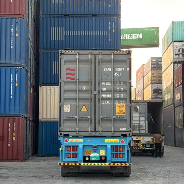 capeline container3